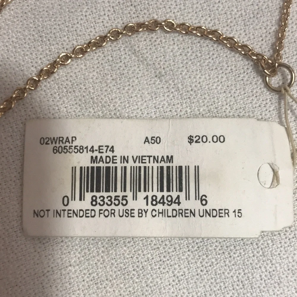 NWT NAPIER Gold tone Heart Necklace with red stone - Picture 3 of 3